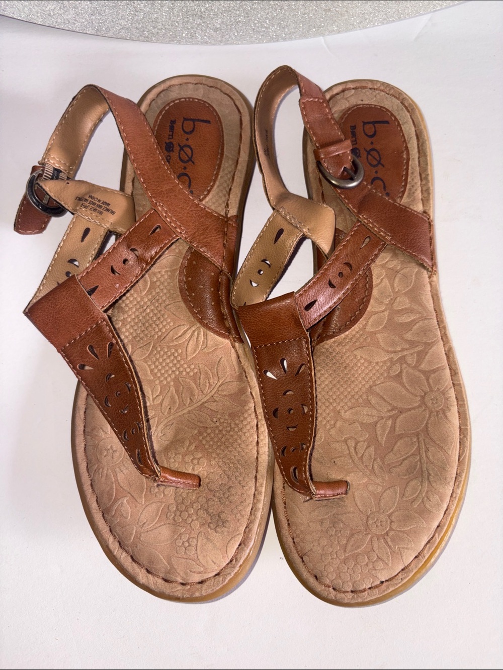 b.o.c. Tan Brown Leather Cutout Thong Sandals with Ankle Strap